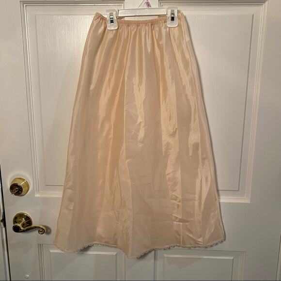 Vintage 1970’s Slip Skirt Warners Perfect Measure Grannycore Retro Cottagecore S - Picture 6 of 7
